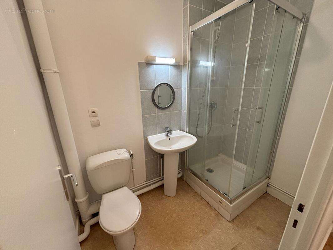 Appartement à PELLOUAILLES-LES-VIGNES