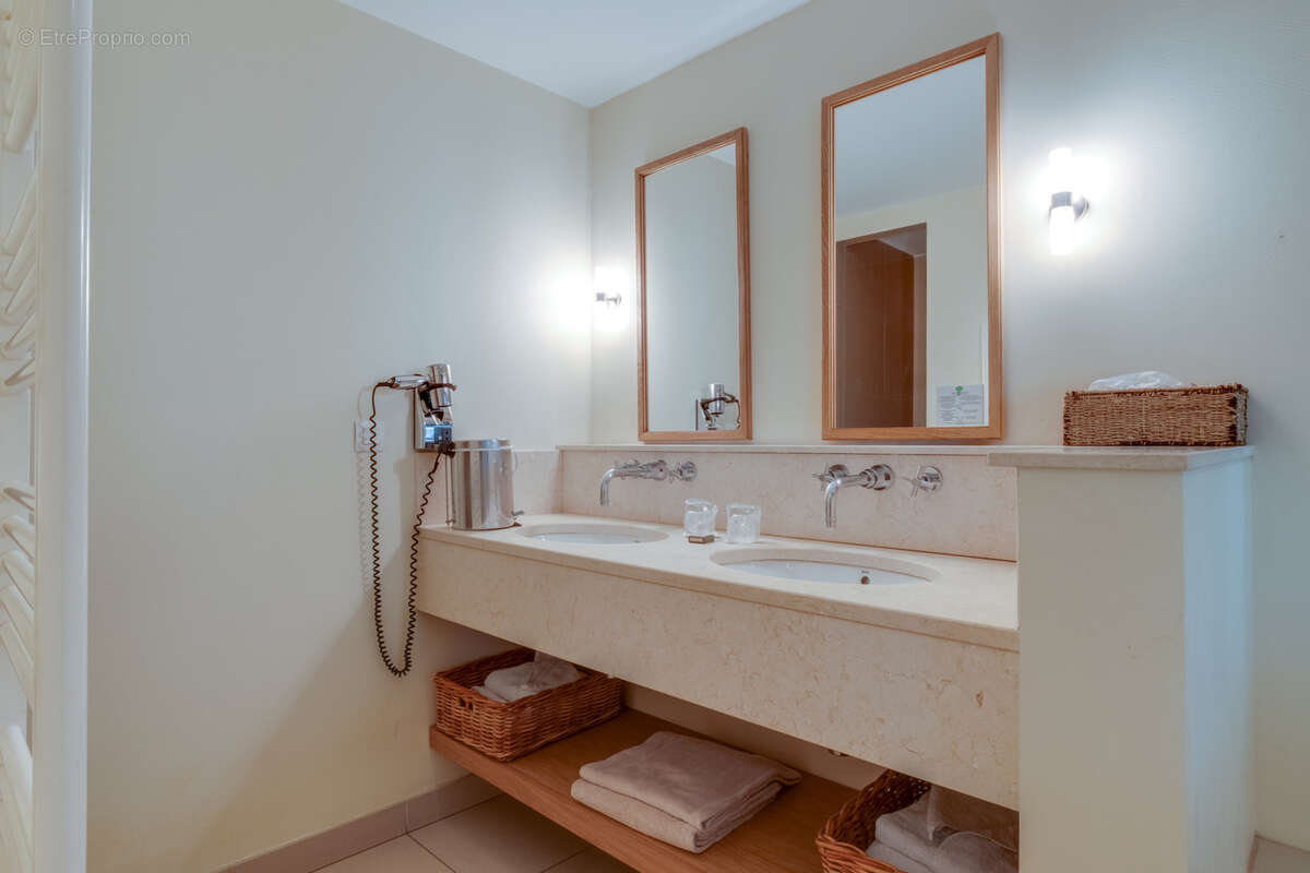 Appartement à LA MOTTE