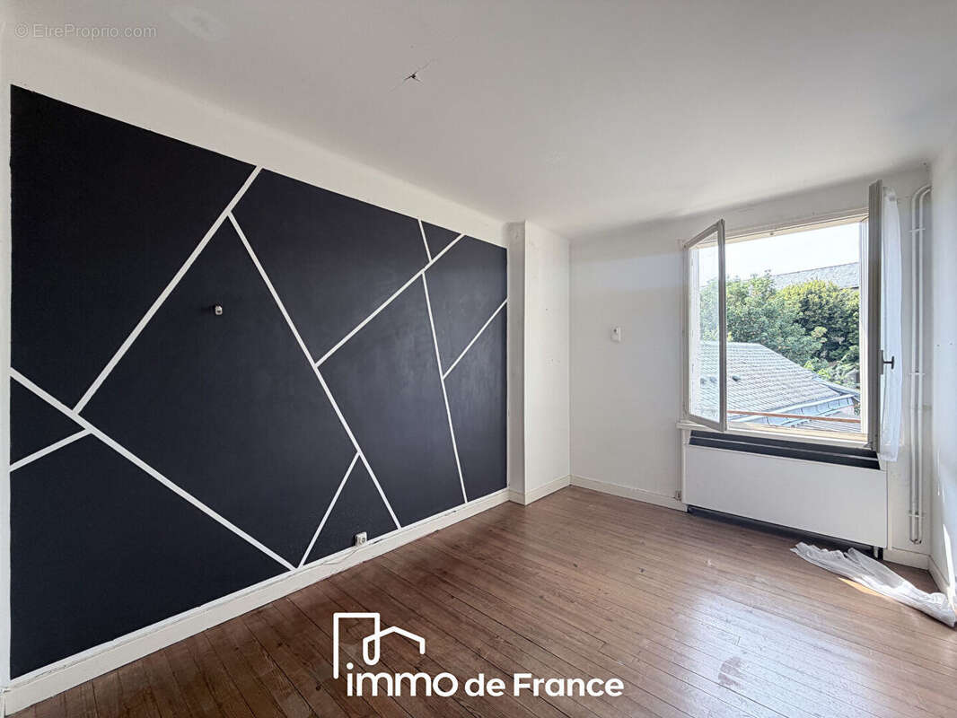 Immeuble Rodez - Local commercial + 2 Appartements T4 - photo 7