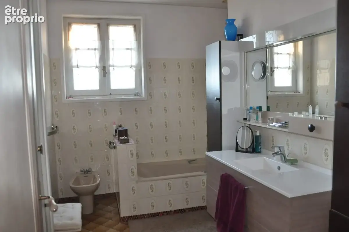 Maison 170 m² à Laroque-Timbaut  - photo 8