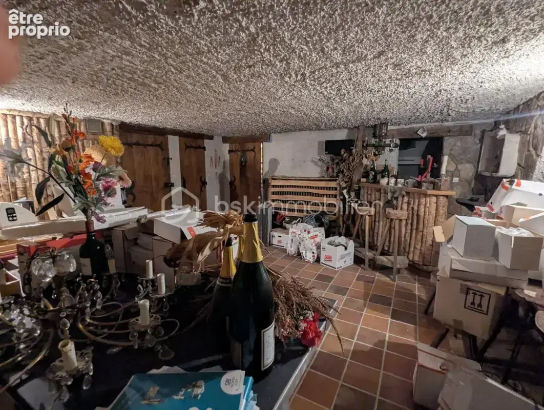 Charmante demeure avec vue imprenable sur le Château de Château-Thierry – 185 m², terrasse et dépendance locative - photo 17