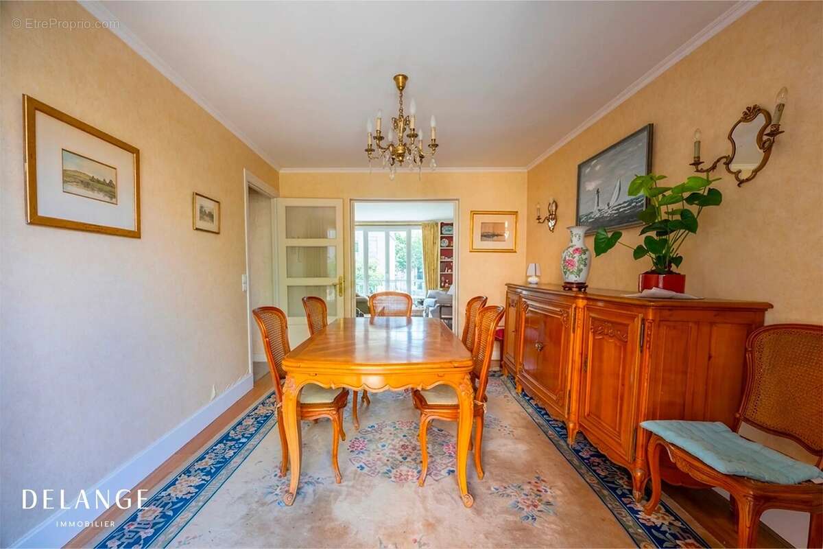 Appartement à PARIS-5E