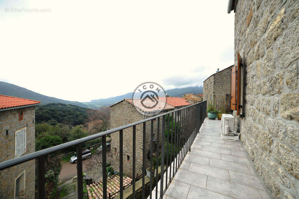 Maison à FOZZANO