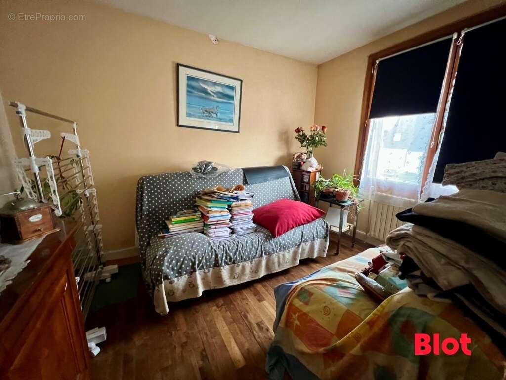 Maison à MONTAUBAN-DE-BRETAGNE