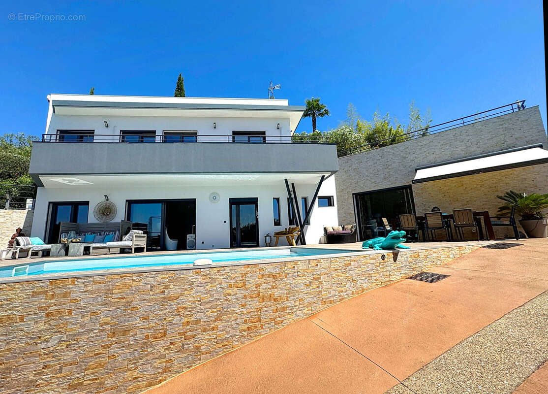 Maison à SAINT-RAPHAEL