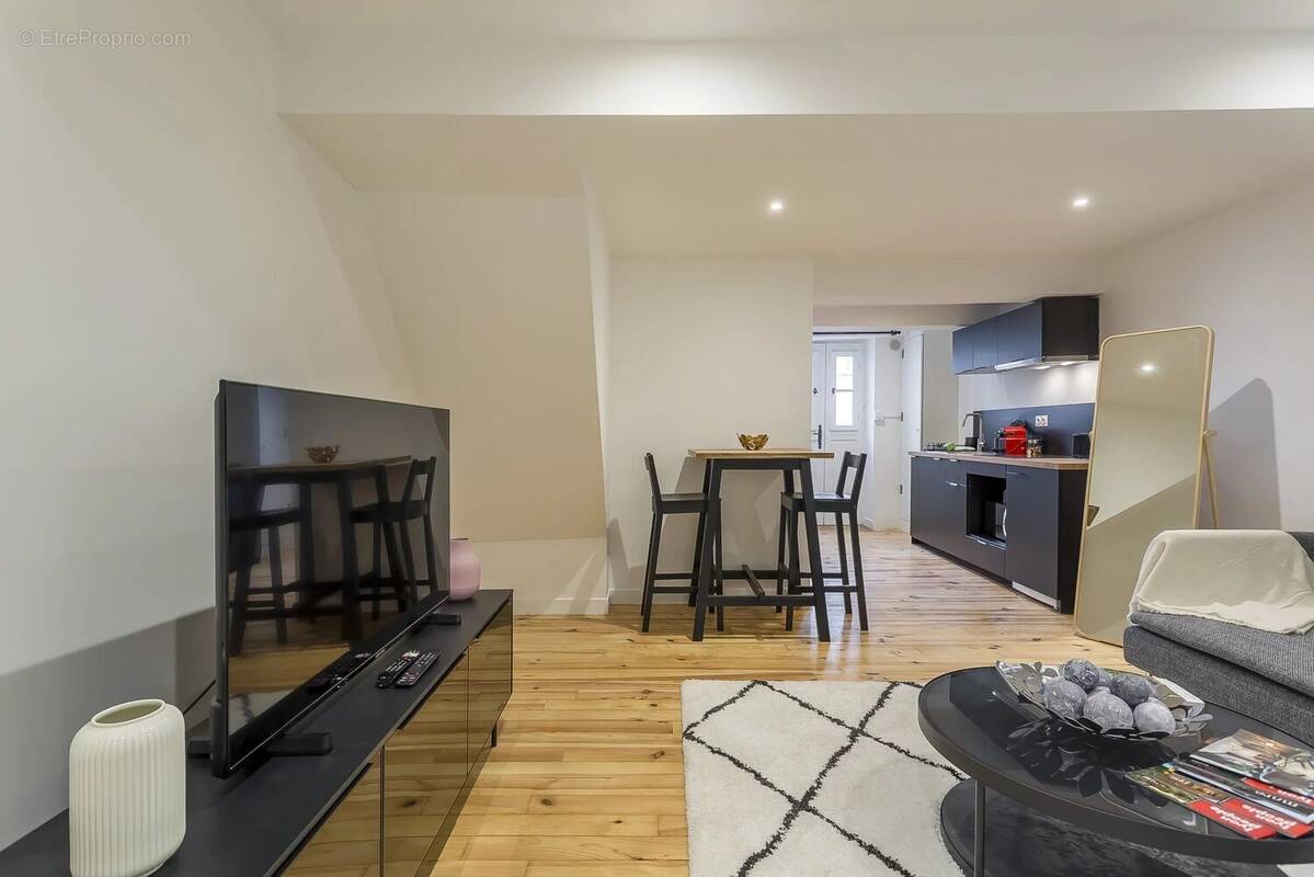 Appartement à LYON-5E