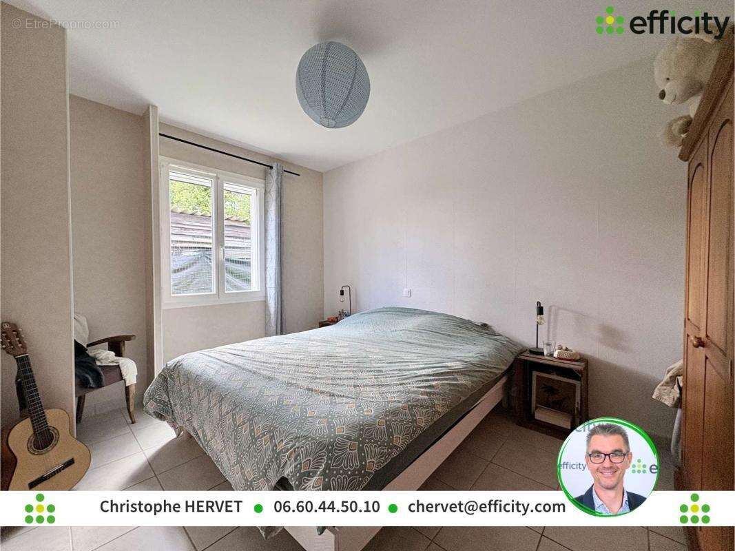 Maison à RUELLE-SUR-TOUVRE