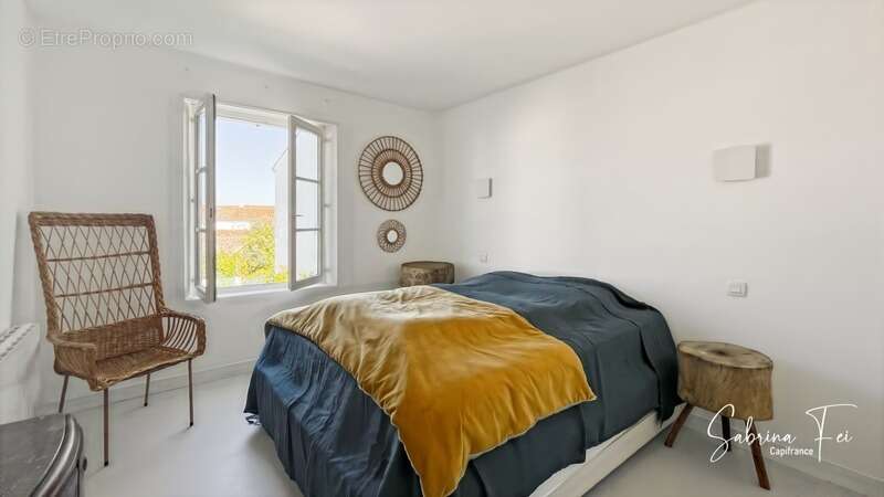 Maison à SAINT-CLEMENT-DES-BALEINES