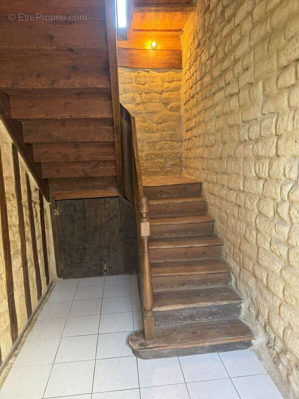 Maison à CASTELNAU-MAGNOAC