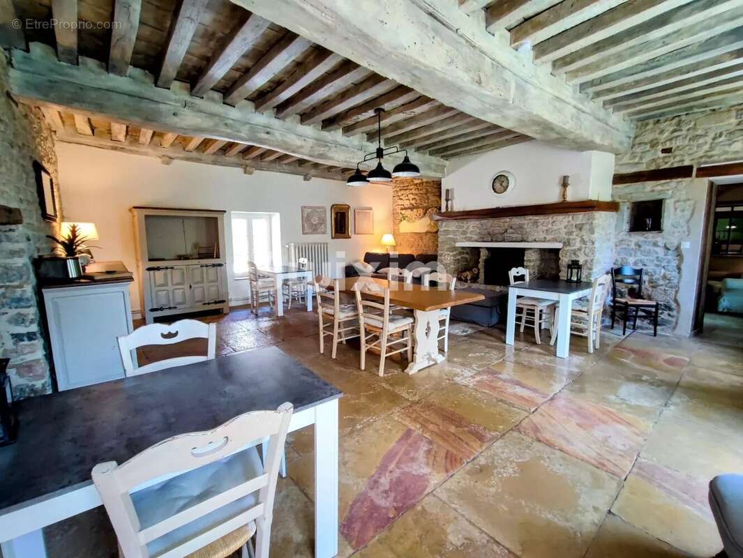 Maison à POUILLY-EN-AUXOIS