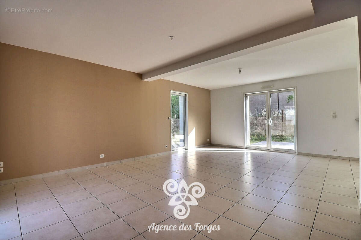 Bourg Mouzillon.Maison individuelle, 4 chambres - photo 8
