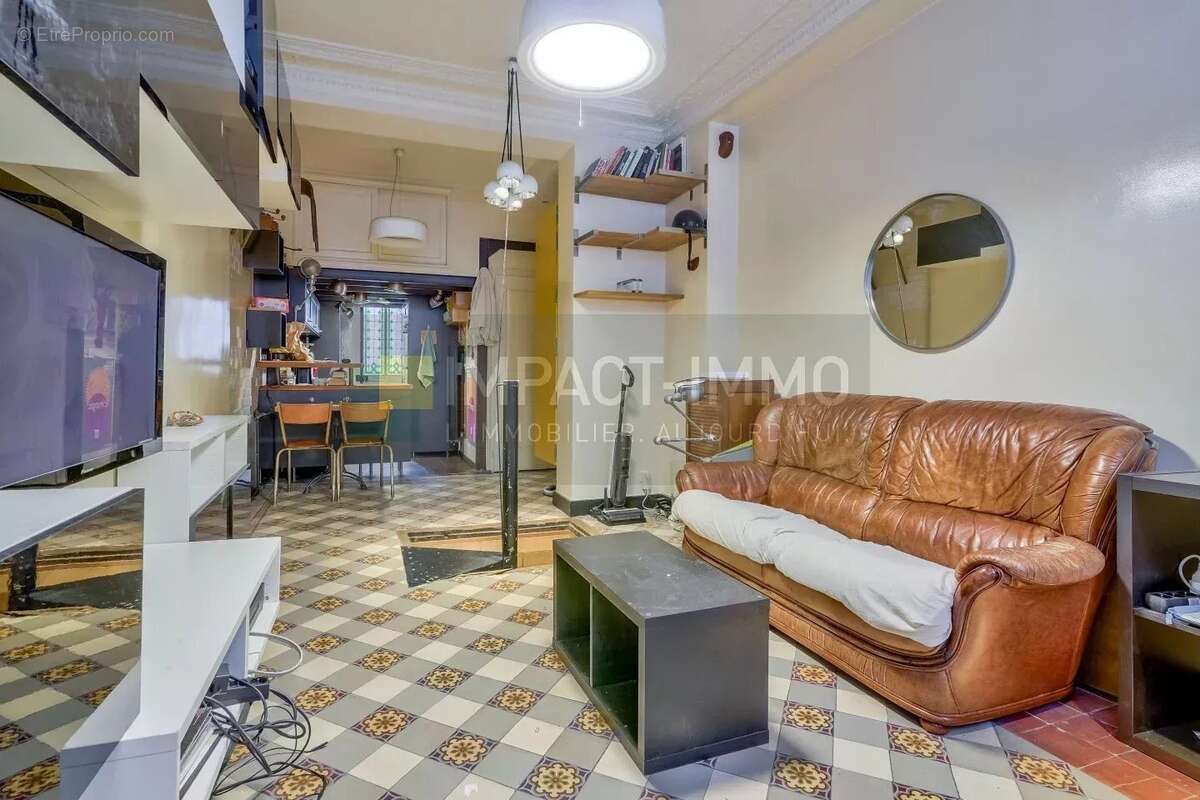 Appartement à PARIS-18E