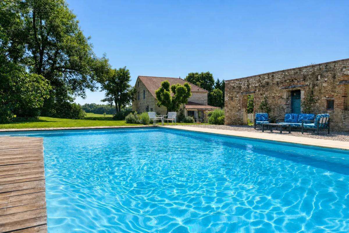 Maison à FONGRAVE