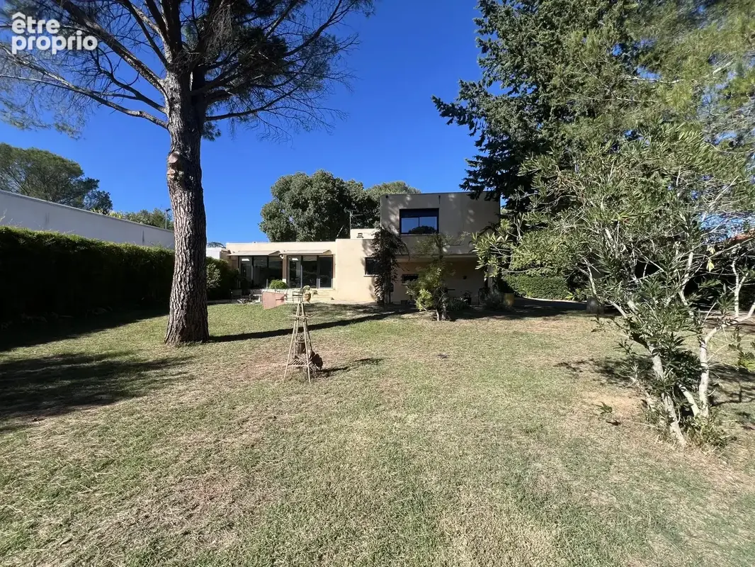 Maison à NIMES