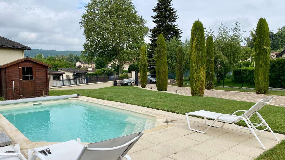 Maison à FONTAINES-SAINT-MARTIN