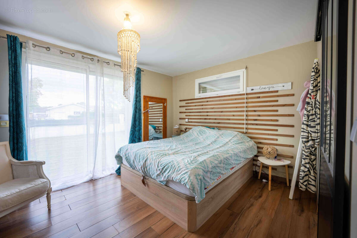 Maison à BELIN-BELIET