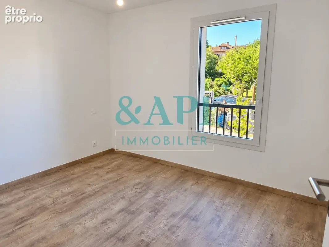Evian les bains dans un cadre exceptionnel face lac un appartement t4 avec terrasse - photo 8