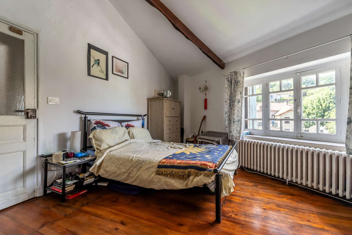 Maison à PUY-L'EVEQUE
