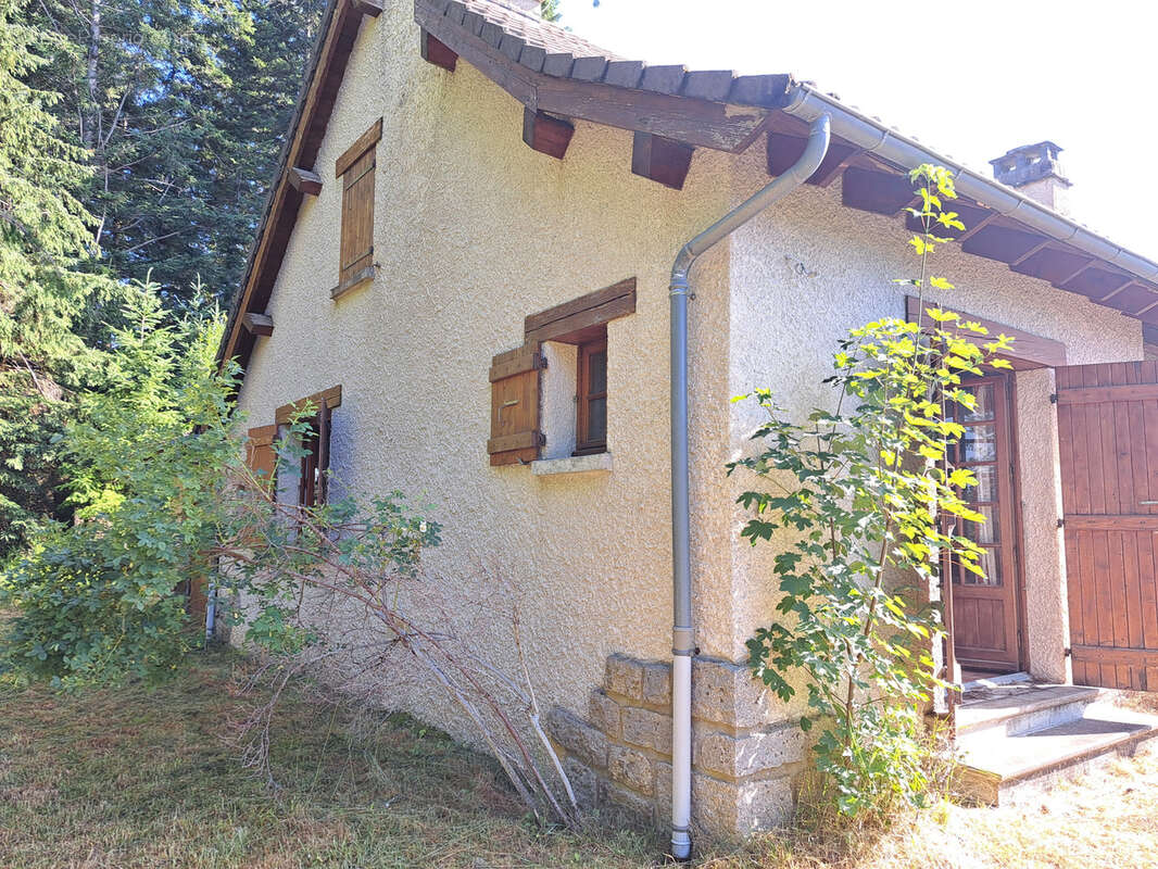 Maison à LE CHAMBON-SUR-LIGNON