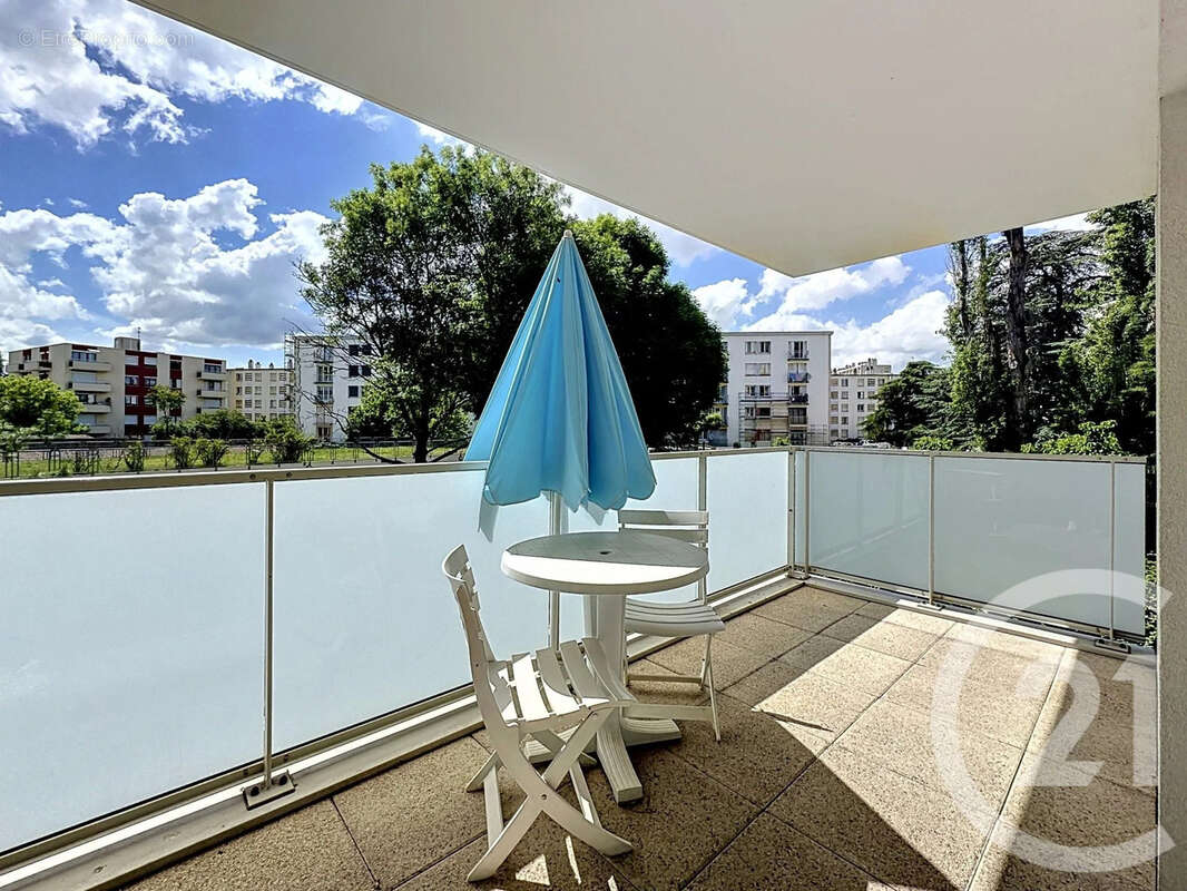 Appartement à SAINT-PRIEST