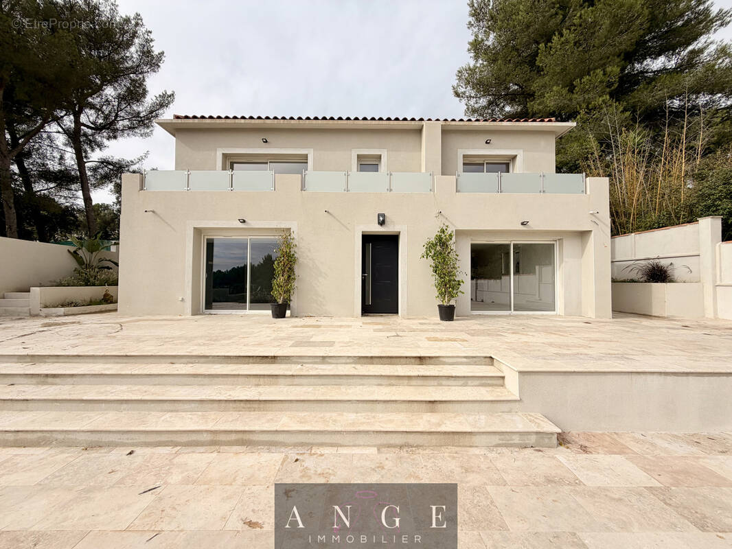 Maison à LA VALETTE-DU-VAR