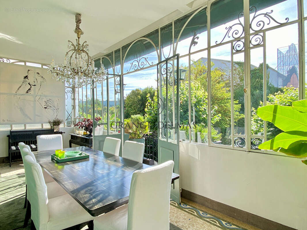 Maison en pierre avec garage, jardin et piscine - LESCURE - photo 8