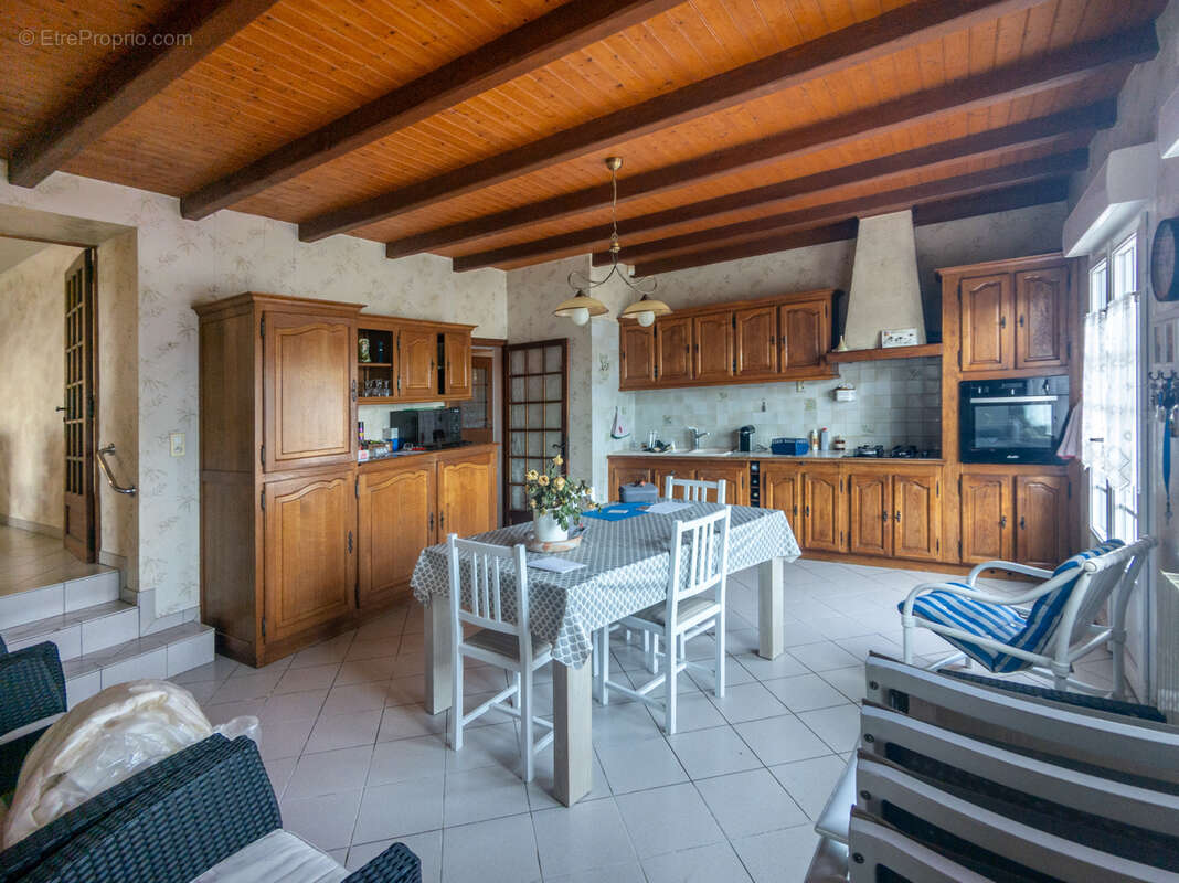 Maison à SAINT-SAVINIEN