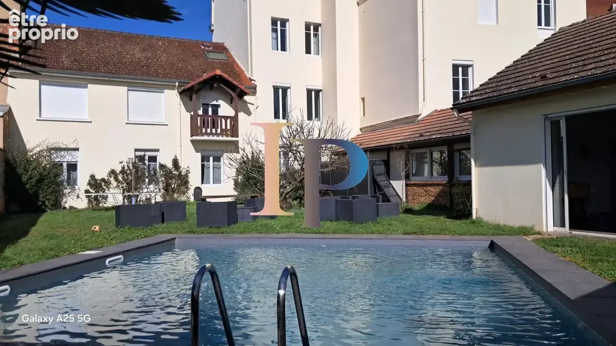 Maison à PARAY-LE-MONIAL