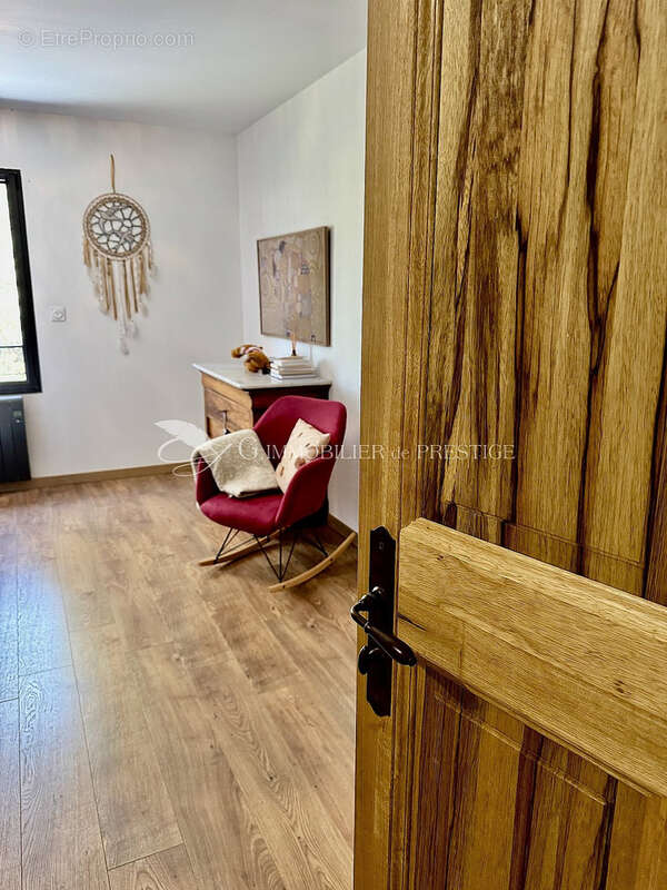 Maison à PERNES-LES-FONTAINES