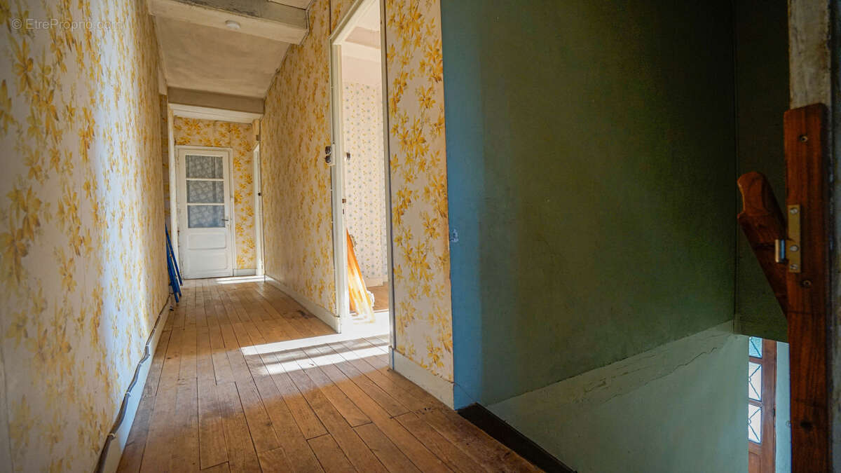 Maison à BOURG-DE-VISA