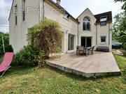 Maison à LIVRY-SUR-SEINE