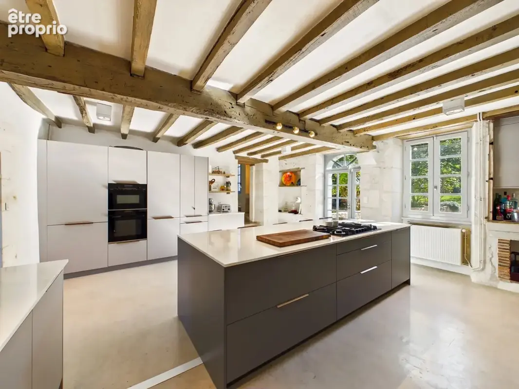 Impressionnant manoir en pierre de 7 chambres avec maison d’amis et vue panoramique - photo 4
