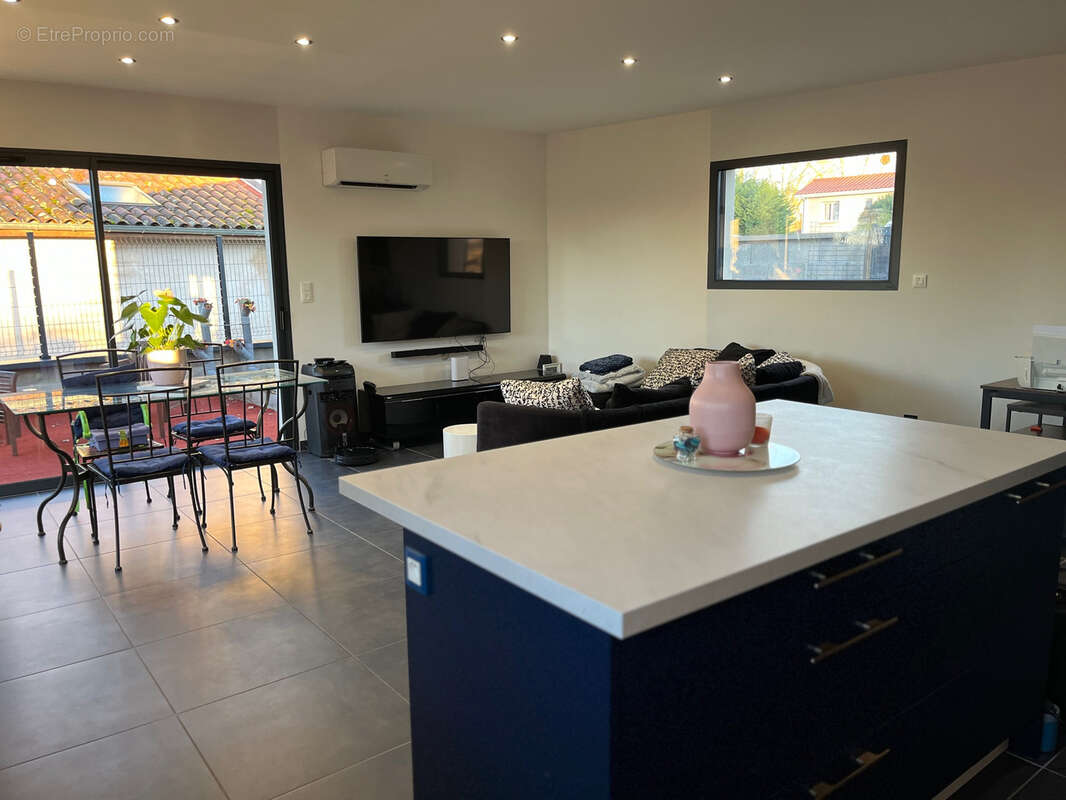 Maison à AMBERIEUX-EN-DOMBES