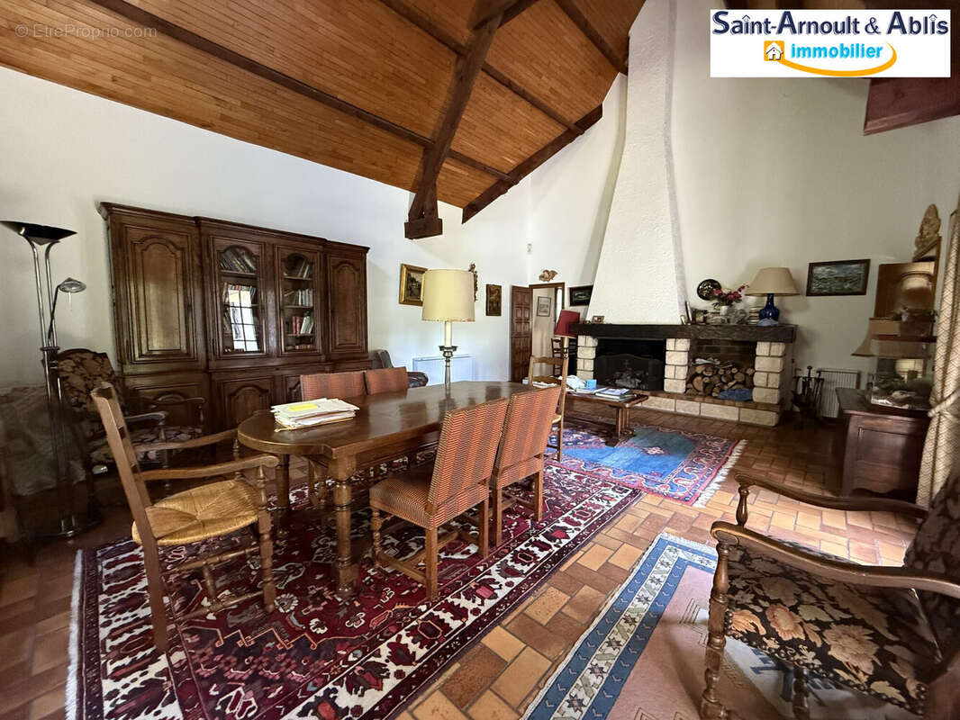 Maison à LONGVILLIERS