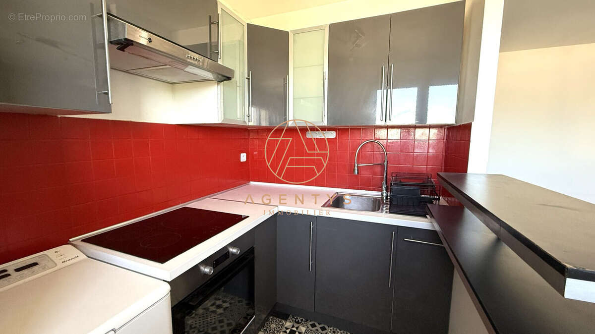 Appartement à LE PLESSIS-TREVISE
