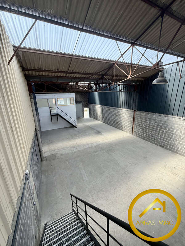 Entrepot 300m2 - arras zone commerciale - photo 7