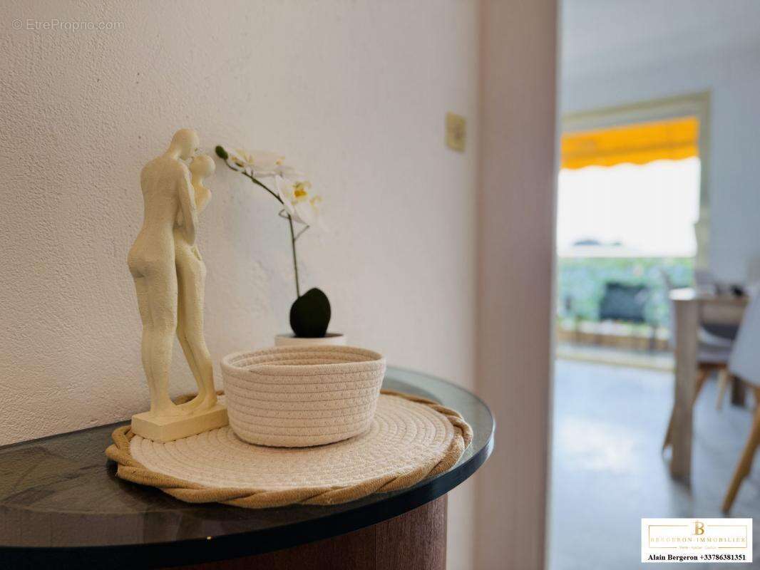 Appartement à LE CANNET