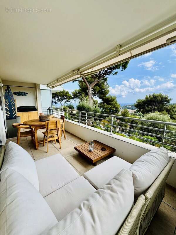 Appartement à ROQUEBRUNE-CAP-MARTIN