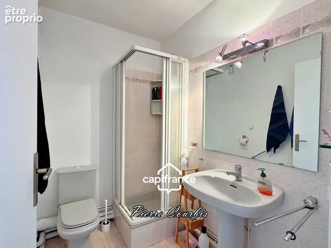 Appartement en résidence séniors à vendre 3 pièces LYON 7EME ARRONDISSEMENT (69) - photo 12