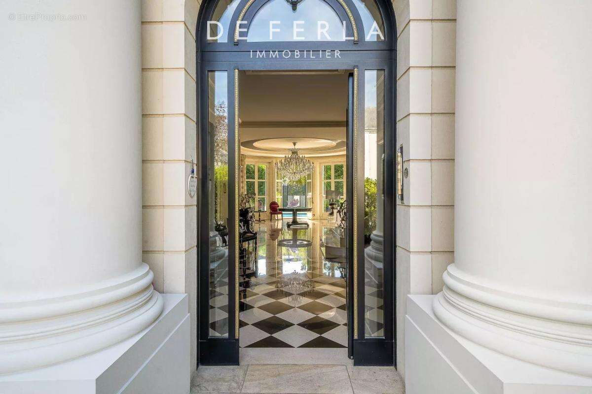 Maison à LE PERREUX-SUR-MARNE