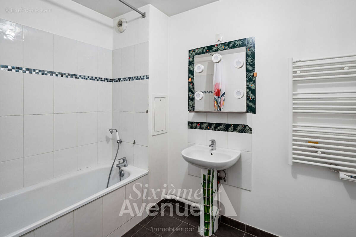 Appartement à AUBERVILLIERS