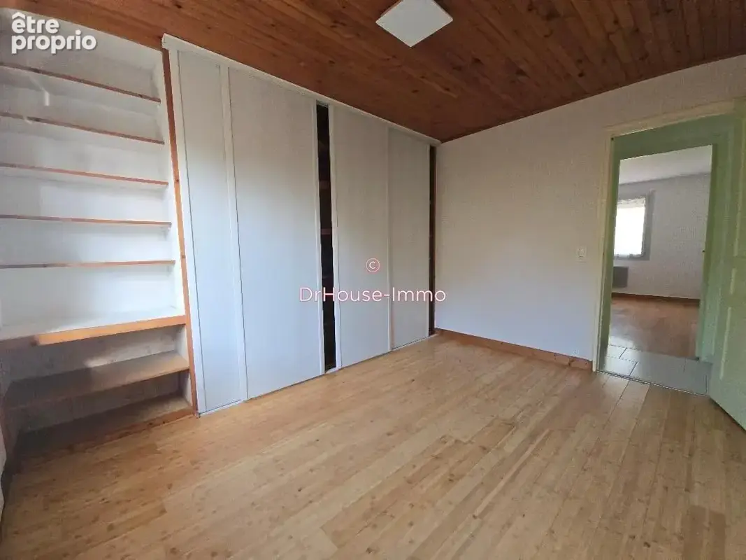 Maison 110 m² à Chanteloup  - photo 7