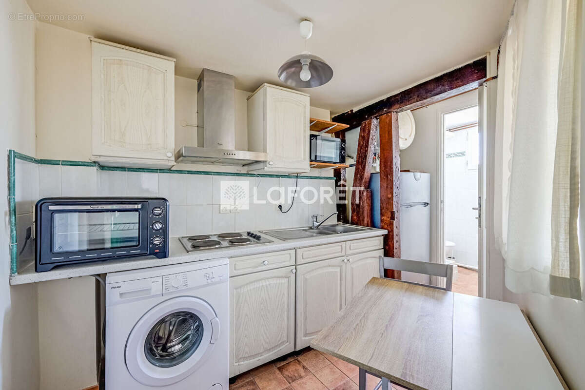 Appartement à PARIS-6E