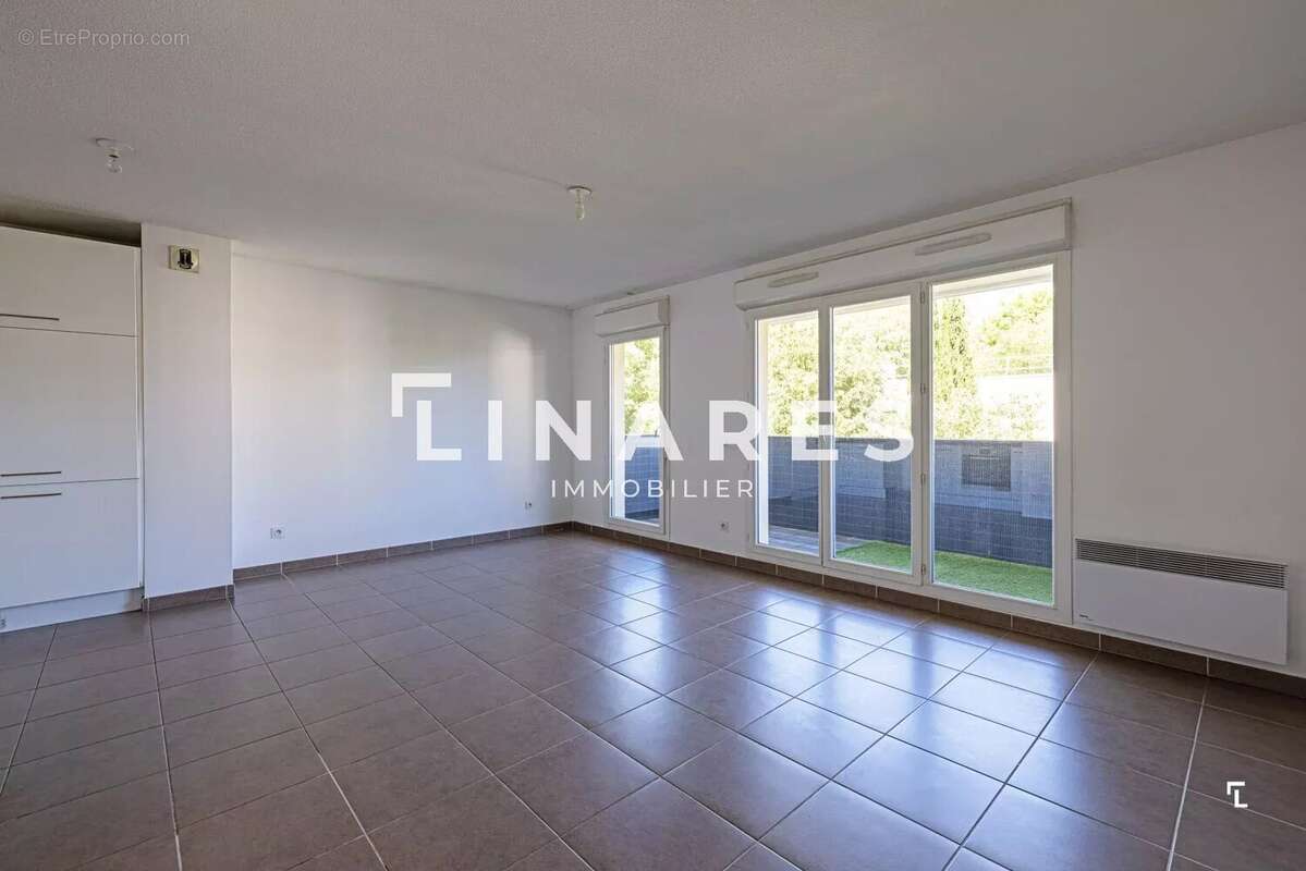 Appartement à MARSEILLE-12E