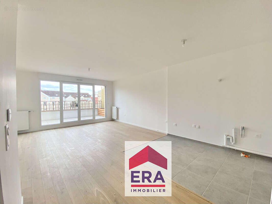Appartement à SARTROUVILLE