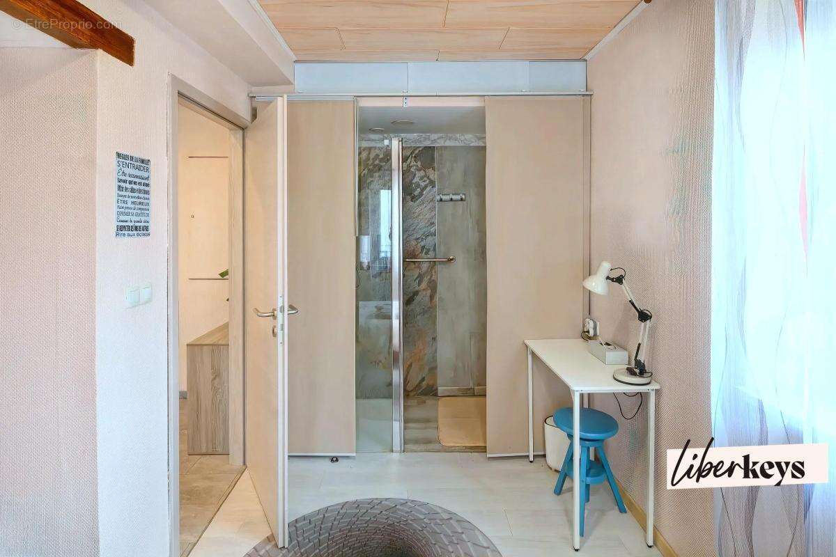 Appartement 95 m2 en duplex avec entrée indépendante et grande terrasse - photo 3