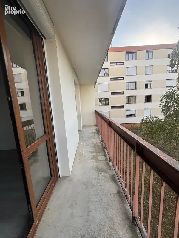 CHATILLON -SUR-SEINE : Résidence LES MERISIERS :  Appartement de 60m2 rénové au 1er étage avec garage . - photo 11