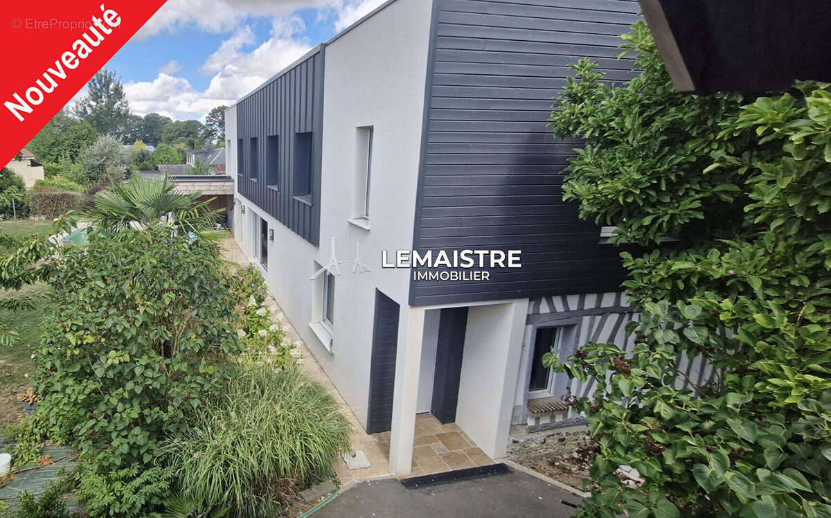 Maison à vendre - Limite Yvetot - 228 m² - 5 chambres - Gîte indépendant et piscine - photo 3