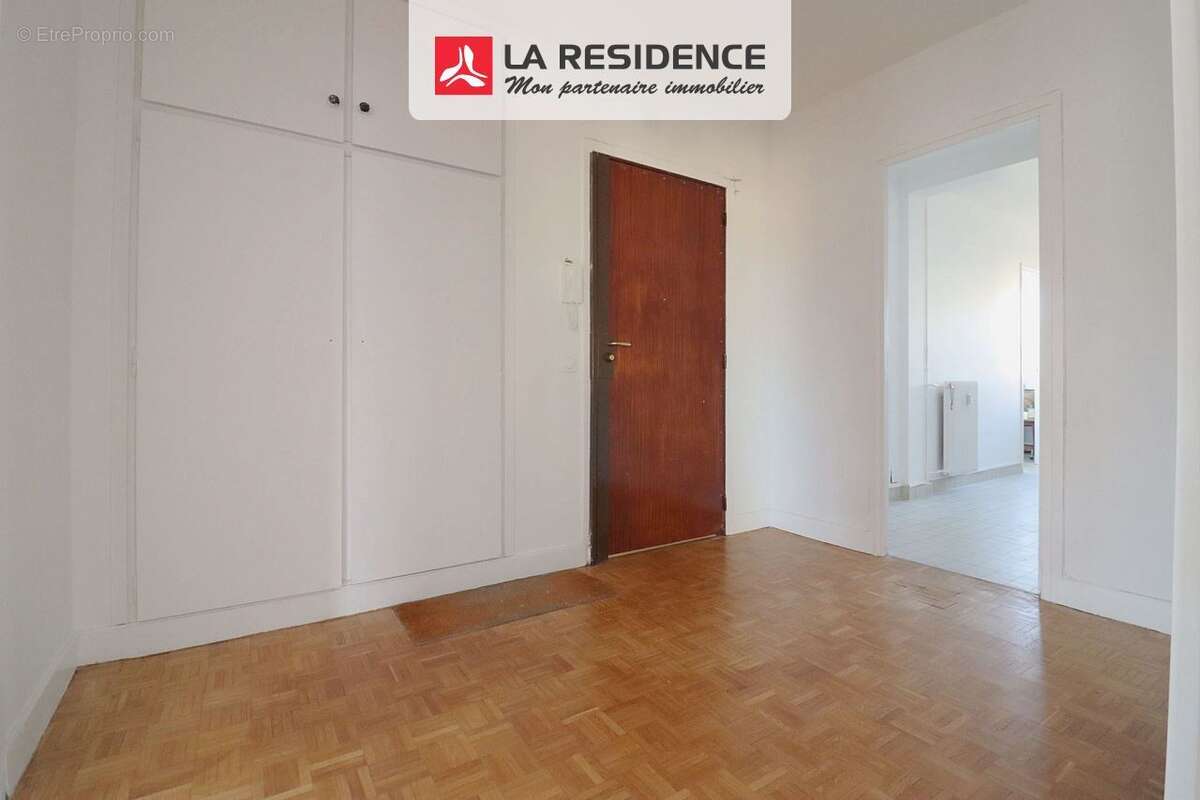 Appartement à VERSAILLES