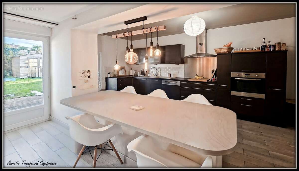 Maison à vendre 5 pièces d'environ 126m² à SAINT JEAN D'ANGELY (17) 4 chambres, 1 garage, proche centre ville, sur un terrain d' - photo 6